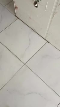 خلفه سيراميك بورسلين كاشي مرمر بآيات درج.شغل درجه اولى . متفرغ حاليا م...