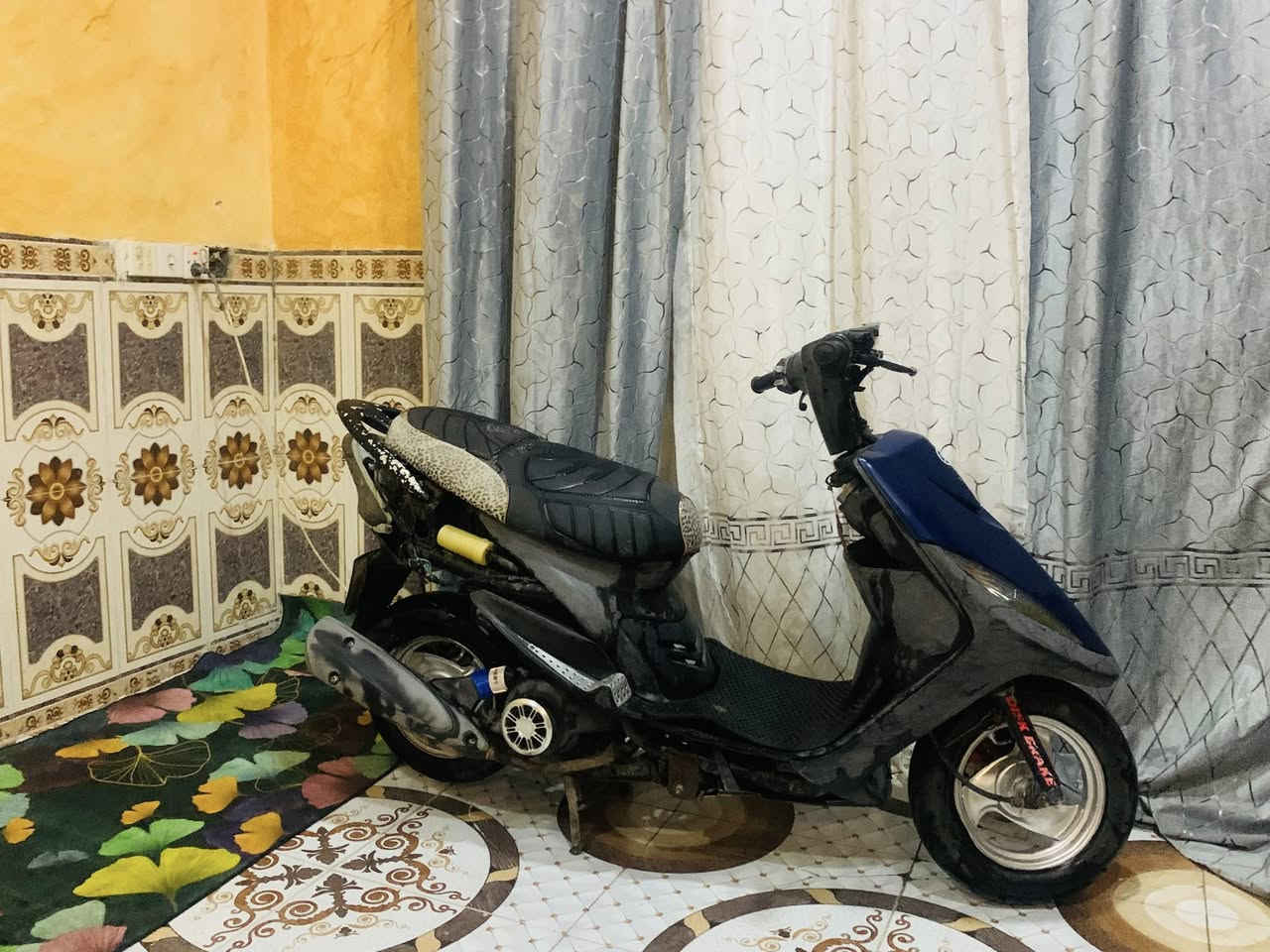 ماكس عدلة كفالة عامة من برغي
ملاح فول دراجة خرسة خسرة تجي تفحص وشوف بعينك وانضف من صورة مراوس بمنغولي وسعر ٧٢٥ وشراي بي خير ويدلل مكاني دوانية مركز ***********
