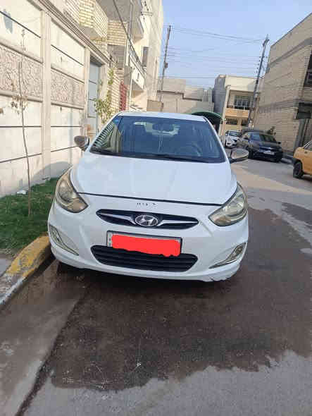 السلام عليكم 
اكسنت مضلع م2014 بغداد مشروع وطني مواصفات عادية 
تخم تاير جديد بطارية جديدة 
سنوية لغاية 2030
محرك 1600 قطرتين خير من الله 
السيارة نواقصها كلش قليلة 
بيه بارد قطعة و3 معجون وصبغ ابيع احزام 
افضل الك والي العنوان الغزالية شارع المشجر السايدين سعرها 80 (***********)
