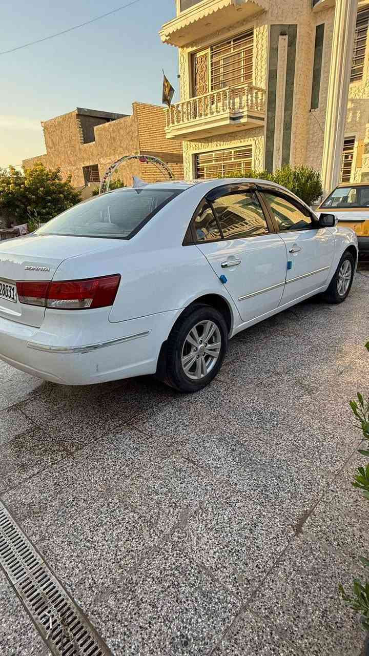 سلام عليكم
سوناتا 2011 خليجي فول مواصفات كفالة عامة بيها بس باردات ثنين موضح بالصور رقم اربيل مكينة 2400 جاهزة على اخر حباية ما بيها نقص كل عل بلاد مابيها كلوب تجاري  مكاني بغداد تقاطع النهروان ***********
