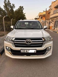 لاندكروز VXS • ٨ سلندر ٤٦٠٠ • رقم بغداد