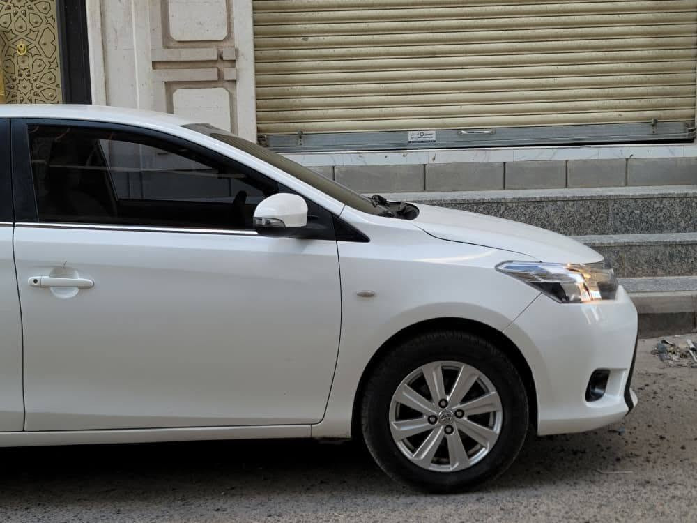 🚘 للبيع تويوتا يارس خليجي 2015 فئة G 1.5 🚘
✨ اللون: أبيض ناصع ✨ الممشى: 85 ألف فقط ✨ القير: أوتوماتيك ✨ مواصفات خليجية ✨ مكينة 1.5 اقتصادية وعملية ✨ مكيف ثلج ✨ السيارة نظيفة وجاهزة للاستخدام ✨ استخدام خفيف وممشى ممتاز بالنسبة للموديل
✅ مناسبة للمدينة والسفر ✅ اقتصادية في استهلاك الوقود ✅ سيارة عملية واعتمادية من تويوتا
📞 للجادين التواصل على الخاص أو الاتصال مباشرة على الرقم 774503991


**إذا كنت صاحب هذا الإعلان وتريد حذفه لأي سبب، رجاءا أرسل رسالة إلى الدعم الفني**