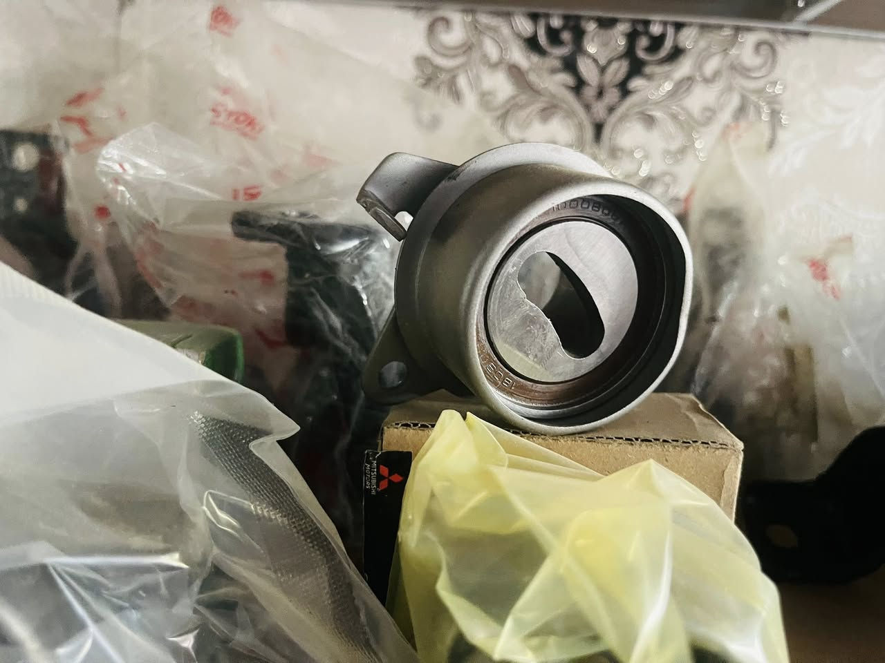 اللهم. صلى على محمد وآل محمد
رمضان كريم ☪️ 

تم. وصول. قطع غياره. لانسر. بومه جديد 🆕 
#بك لايت تيوايسي 
#لايت. تيوايسي 
# طوافه 🆕 
#داينمه 
#حداديه امامي خلفيه جديد 🆕 
وكل. مايخص القطع المستبوشي 
خدمات داوود  قطع غيار السيارات لانسر بومه +قرش+سمكره+صبغ عام +تعديل 🚖🚖

العنوان بعقوبة حي المعلمين 

هاتف 📞 ***********
يتوفر خدمه توصيل 🚚 
@الجميع
