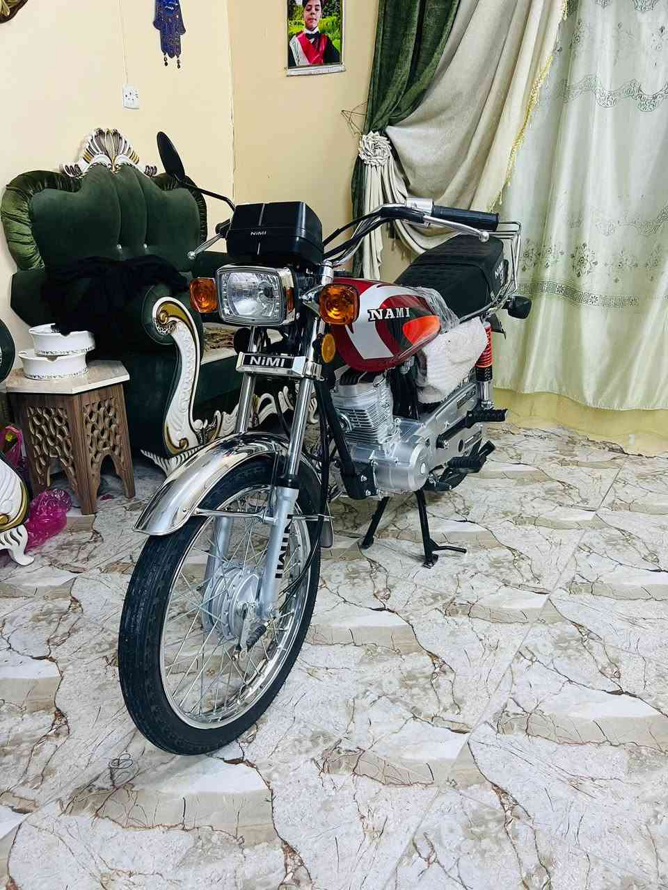 سلام عليكم عدي دراجه نامه متياز اربع احراف صاله١٥يوم من طالعه موديل ٢٠٢٧سعر ٨٠٠وبيه مجال حك جيه دراجه بهدهي كراتونه العنوان بابل المسيب على طريق ابو جاسم الاستفسار على هذه رقم ***********
