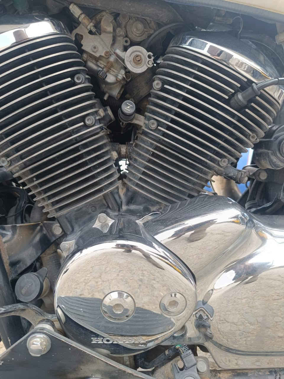 شادو 400 بدون رقم كفاله عامه من الطول للطول مزوعه تزويد بچم سماعت شاشه دواسات جنط خير من الله كهربائيات كامله تشغل و تطلع ربع متصرف عليها السعر 17 بيها مجال بسيط المكان بغداد الثعالبه الرقم ***********
