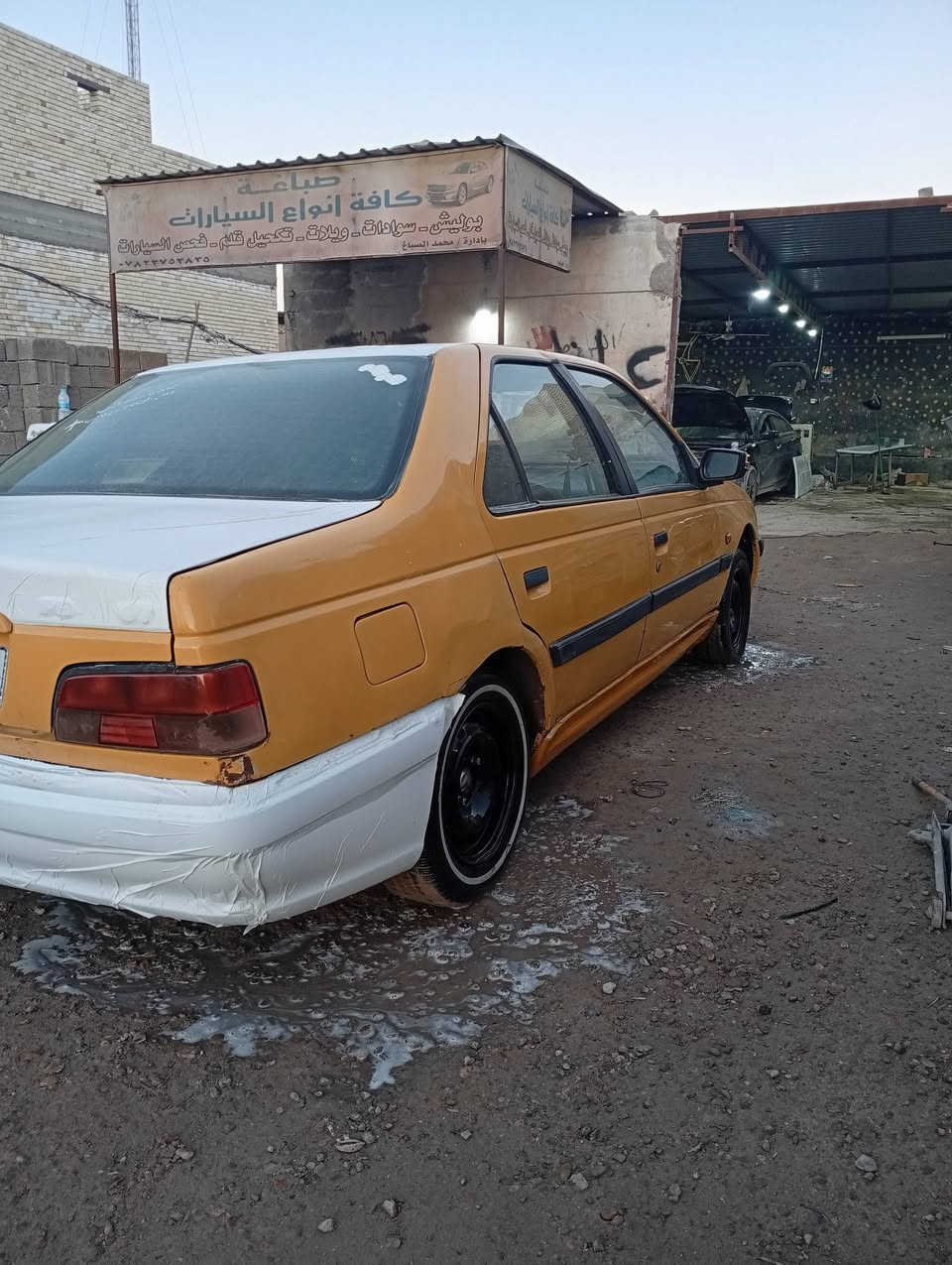 بارص 2011 رقم قادسيه دولي مصفره هيئه وغرامات سنويه لل31 كير ومحرك فرنسي جدد بمعنى الكلمه حداديه الكدام جديده والخلفيه تعبانه تبريد عاطل مكفوله من الضربه القويه بيه خياسات بدور الجاملغ ومصلحات تخم تاير جديد كهربائيات شغاله دوشمه جديده  سياره جاهزه وكاعده كبل للشارع مكان السياره نجف السعر 23ورقه وبيه مجال اتصال فقط ***********
