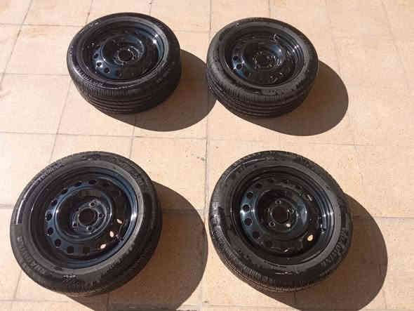 تايرات وويل حجم ١٦/٦٠/٢٠٥
جدد استخدام ٣ اشهر فقط
الويل جديد مشتري وبعده على وضعه 
التاير ايضا جديد ستخدام ٣ اشهر 
السعر ٢٥٠ الف قفل 
التواصل***********
