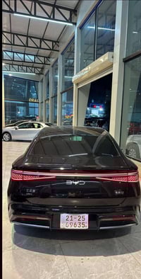 BYD سيل 6  لون اسود  بليكن هايبرد فول موصافات رقم كاتي مواصفات غنيه عن...