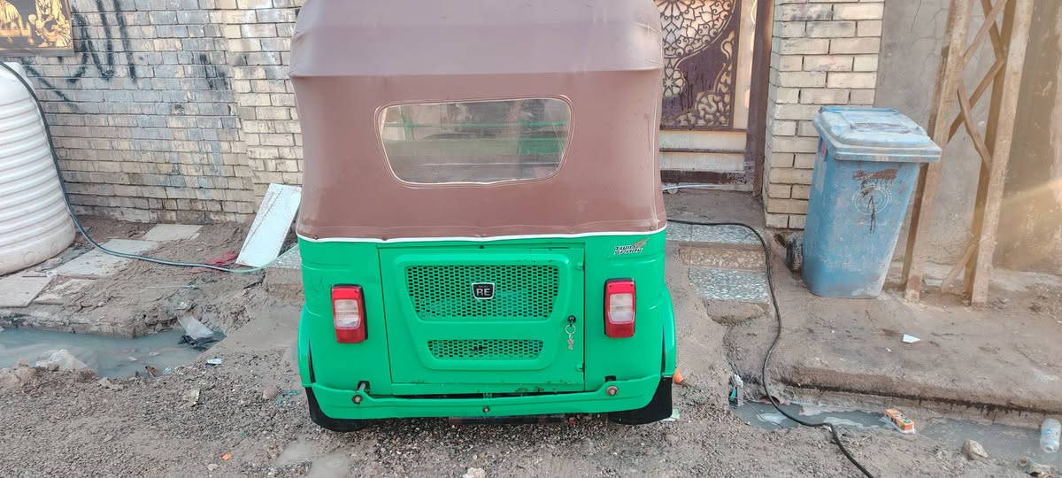 السلام عليكم تكتك 2022 نضيفه خير من الله مكينه مفتوحه وبيهه طخه بصيطه معمره بس دوس رايده 8ملاين وسبعميه وبيه مجال ***********
