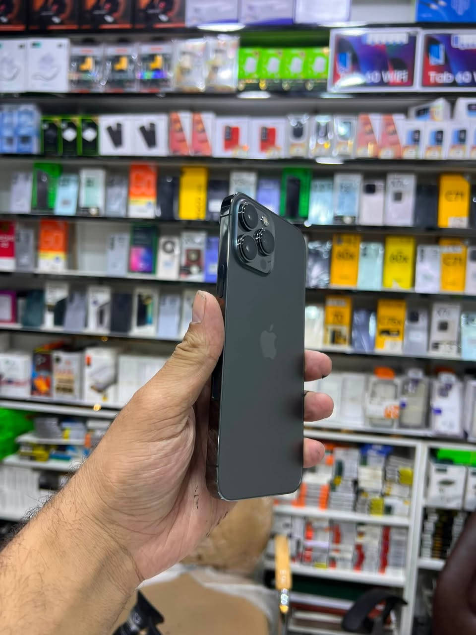 📱 iPhone 13 Pro Max

✨ المواصفات:
🔹 السعة: 256GB
🔹 نسبة البطارية: 93 % 🔋
🔹 نسخة امريكي 
🔹 الملحقات: الكارتون فقط
🔹 الجهاز بحالة ممتازة، نظيف وجاهز للاستخدام.

💥 السعر 🔥🔥🔥
📩 راسلنا لمعرفة السعر 

✅ متوفر الآن لدى علاء للهاتف النقال

♻️ كما نشتري جميع الهواتف المستعملة بأفضل الأسعار مع تقييم فوري ودفع نقدًا.

💳 ويتوفر لدينا التقسيط لحاملي:
✔️ ماستر كارد الرافدين
✔️ ماستر كارد الرشيد

📍 العنوان:
واسط – الزبيدية – الفلكة، مقابل منفذ أروك
علاء للهاتف النقال

📞 للاستفسار أو الحجز أو مراسلتنا عبر واتساب:

📲 ***********
📲 ***********
