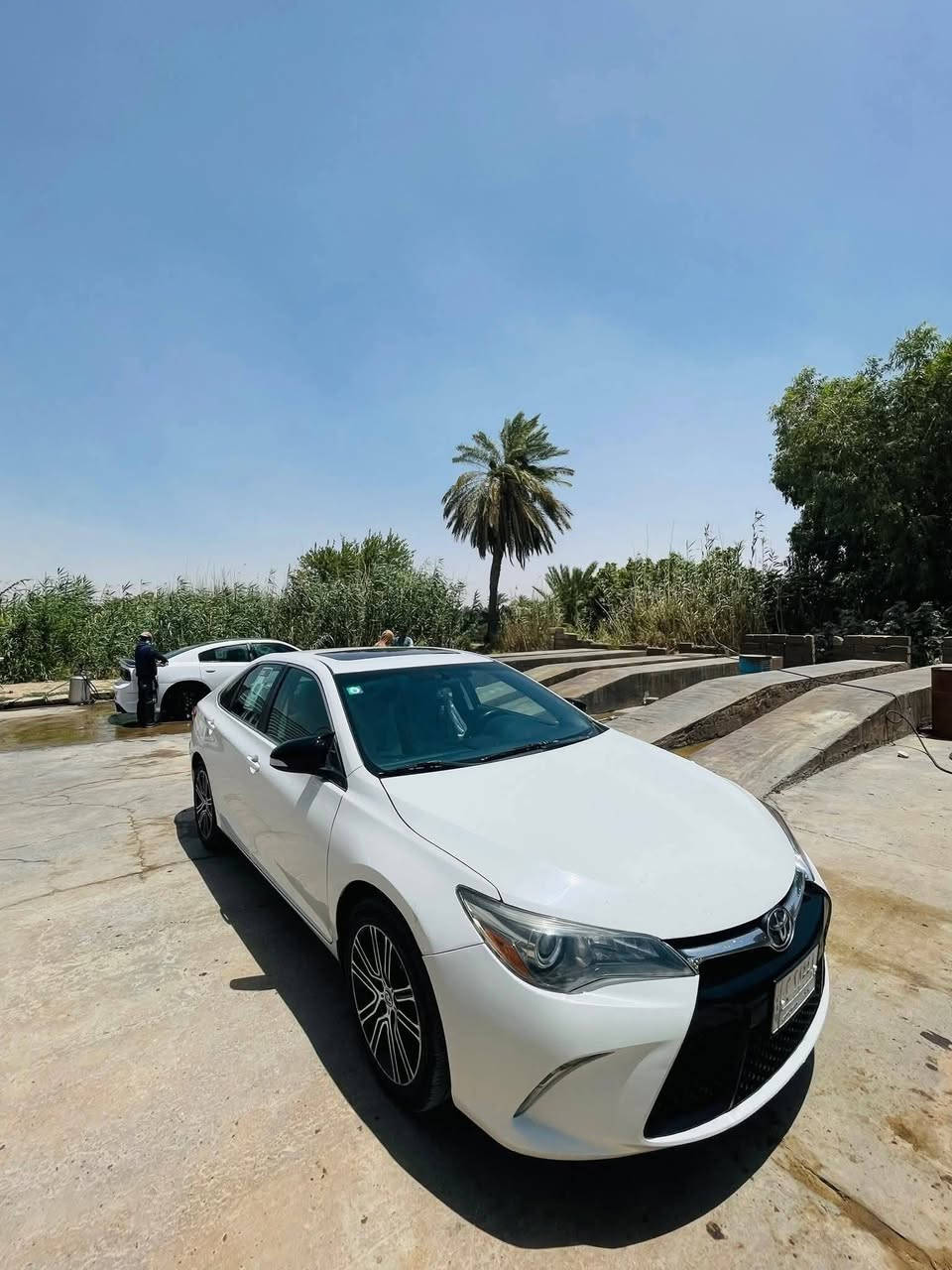 تويوتا كامري                 🇯🇵
2016 
فول مواصفات.               SE.        سبشل
بصمة تشغيل ✅
بصمه أبواب ✅
بصمة صندوق ✅
فتحت سقف ✅
كشنات جلد ✅
رقم بغداد  مشروع وطني شرط التحويل ✅
سنويه لل 2027✅

كير محرك شرط 
ضرر قطعتين جاملغ وبنيد
ايرباك ستيرن راجع سستم
ماشي 144MiL
السعر 165وبيا مجال
للاستفسار ***********
