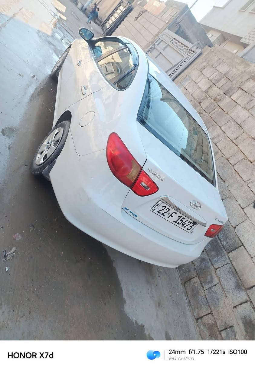 سيارة النترا مقدسه بيه قطتين بدون دواخل السيارة الموصل الرشيديه السعر ١١٠ وبيه مجال للاستفسار الاتصال على ***********
