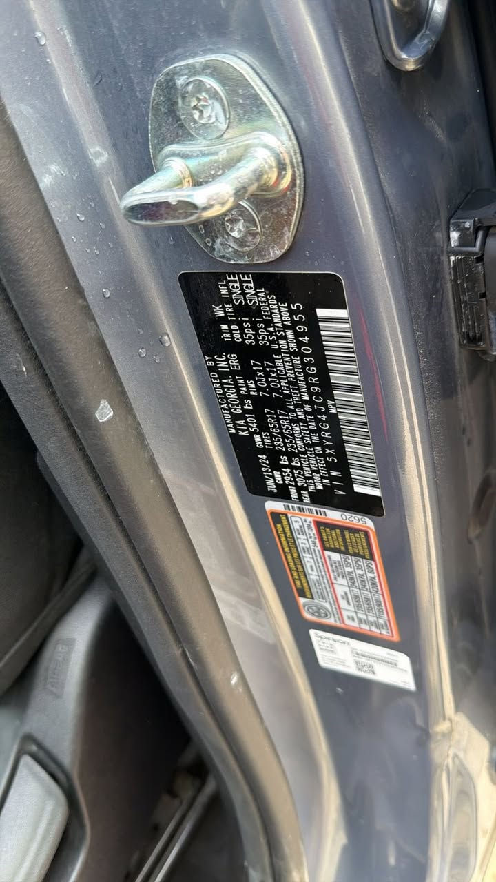 سورنتو 2024 وارد امريكي بدون ايرباك حادث تبديل جاملغ وباب بدون بجم مكينه 2500 السياره حالين بلميناء تدخل بكتاب شهداء 
السعر 190 واصله للبصره بدون كمرك
مكتب الخليج ***********
بغداد الزعفرانيه
من لديه كتاب شهداء تسلم جاهز
