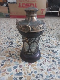 ثريه بغداد • إضاءة