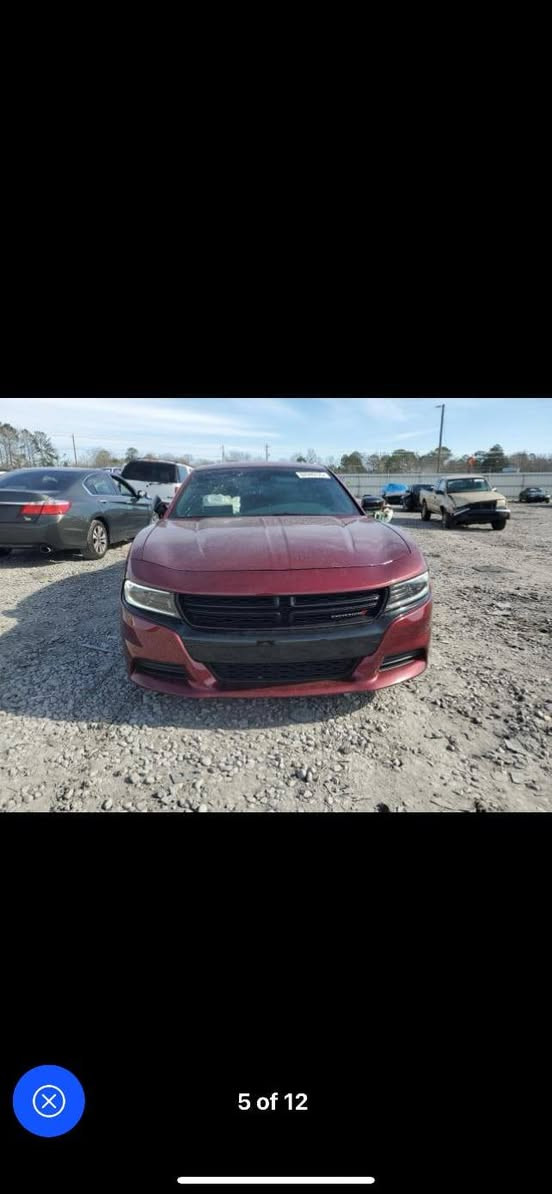 السلام عليكم
جارجر 2022 امريكي 

فول عده الفتحه سياره جاهزه ماناقصها شي 

رقم بغداد بسمي ماشيه 50الف 

العنوان بغداد 

***********
