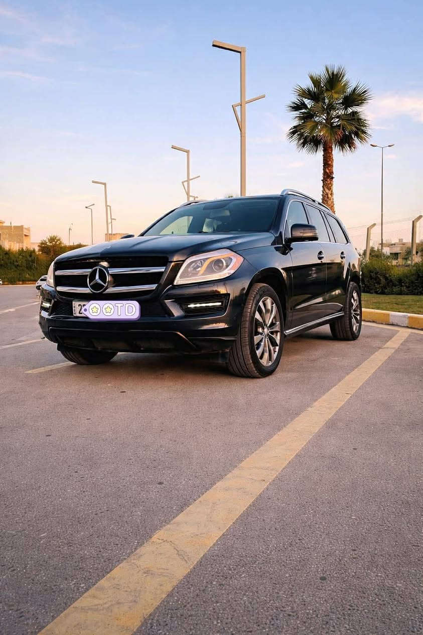 مرسيدس بنز…الأفضل ولا شيء سواه ✨❤️
نقدم لكم ايقونة الفخامة ذات الدفع الرباعي والحجم العائلي 
Mercedes-Benz GL 450 BlueTEC 4MATIC
انتاج 2013
محرك 4500cc تون توربو بانزين بقوة ٦٧٠🐎 
عداد 172.000 ميل ✅
خالٍ من الحوادث والضربات  فقط صبغ جمالي✅
7 مقاعد 💺 
نظام تعليق هوائي ✅
فتحة سقف ✅
تاير قياس 22" ✅
زجاج اخضر ليزر شركة ✅
مصابيح “Multibeam” أمامية ✅
مصابيح LED خلفية ✅
كاميرا خلفية ✅
رادارات مانع الاصطدام والمساعدة على القيادة ✅
سويج بصمة تشغيل ✅
مقاعد جلدية نوع “Nappa” الفاخرة باللون الاسود المميز ✅
تحكم مقاعد امامية مع ذاكرة ثلاث وضعيات ✅
تدفئة للمقاعد الامامية ✅
اضاءة داخلية متعددة الألوان ✅
نظام صوت “Harman&Kardon” ✅
مدخل 220v ✅
خرائط GPS ✅
والمزيد من الاضافات المتعددة…

ولمعرفة السعر يرجى كتابة تم بالتعليقات..

للتواصل والاستفسار التواصل عن طريق رسائل الصفحة او الواتساب
*********** بغداد, العراق
