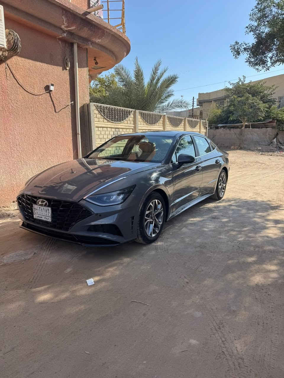 السلام عليكم سوناتا موديل 2021 فئه SEL مكينه 2500 المرغوب كير 8 نمر دبل كلج DCT ماشيه 51 مايل حقيقي مكينه كير شرط الفحص وكاله مكفولات من كلشي  سياره ماناقصهه برغي مواصفات السياره
1 بصمه تشغيل وبصمه ابواب وبصمه صندوك
2 صندوك ذكي يفتح عند الاقتراب
3 رادار امامي وخلفي وجانبي
4 نقط عميه بلمرايات جانبيه
5 تبريد بيانو مناخي منفصل 
6 هيترات مقاعد اماميه
7 شاشه وكامره خلفيه دواره بلاديه
8 اشارات بلمرايه
9 توقف ذاتي وتبيه خروج عن المسار
10 لد امامي لد خلفي
11 لايت 4 عدسات
12 جام مدبل يعني دبل جام عزل فول ماشاءالله 
بعد بيهه هواي مواصفات السعر 155
مكاني بابل المسيب
‭0782 849 5931‬
