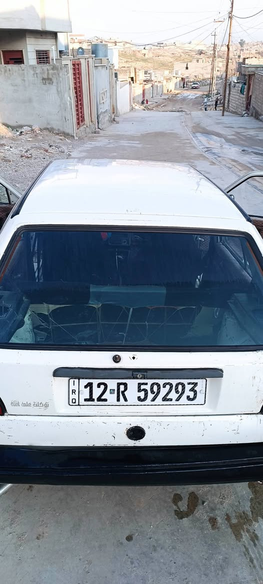 كولف 8.0   1990
سنويه 2030 السياره باسمي اني الشرعي
كير ومحرك وطخم شرط 
سياره مدوشمه وكابون بانزين بيها 
مكان موصل الأيمن 
***********
***********
