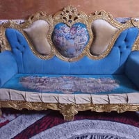 تخم مستعمل للبيع نضيف بس بي وحده مكسور وأسعر مناسب خمس مقاعد السعر 300...