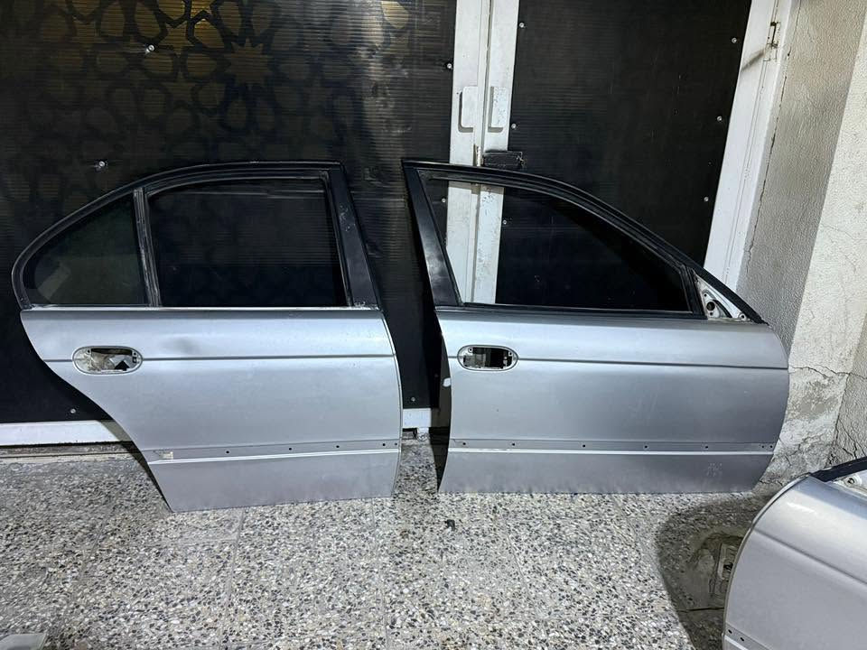السلام عليكم 4 ابواب 100الف
زوج جاملغات ب30 الف
جاملغ جهة الصدر نظيف 40 الف
دبة زراكات25
جوين 15 .ماصدات هلا اصليات مكسر القواعد ليكعدن بل بدنة 40الف
مكاني بغداد متوفر توصيل 
***********
