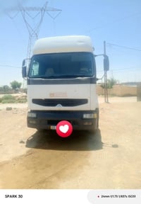 رينو • ٢٠٠١ • واسط الدبوني