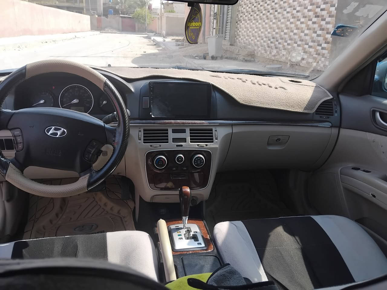 السلام عليكم سوناته لبيع موديل٦ومحر٦ مصبوغه اخزام جماليه العنوان الناصريه الغراف الشراي يتصل السعر ٨٦ وبيه مجال *********** بي واتساب
