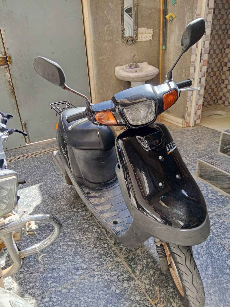 السلام عليكم 
دراجة جديده للبيع 
الشراي يراسلني
الناصرية الادارة المحلية


**إذا كنت صاحب هذا الإعلان وتريد حذفه لأي سبب، رجاءا أرسل رسالة إلى الدعم الفني**