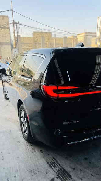 باسفيكا 2024 رقم بغداد انكليزي
بسمي ماشيه 20 الف حادث جوانب كلش حرامات بيها صبغات مال شخوط وبارد صفاح 

شحن منزلي و  هايبرد 
ومحرك6 سلندر بانزين 3600

 بين( هجين) انسه صرف
ثلاث انظمة شحن خارحي + هايبرد + بانزين سيارة سفر وطريق خارجي فخر صناعة كلايزلر 
لون اسود

تشغيل عن بعد 
شحن البطارية الكبيرة اثناء التوقف 
 نظام عالمي قيادة الية بالسفر

تبريد 3 قطع

تدفئه مقاعد وستيرن  

بدون بانوراما 

بصمه البواب  عدد 5

ابواب كهربائي 

حساسات خلفيه و اماميه 

نظام القياده الذاتي

تطبك بحده

تحديد مسار 

رادار امامي وخلفي

اوتو بارك 

توقف ذاتي امامي و خلفي

تشغل عن بعد 

فتح الابواب و صندوق عن بعد 

فتح الصندوق بل الاشاره 

اطفاء المحرك اوتو 

ماسحات اوتو عند الامطار 

نظام الكار بلي واي فاي 

منافذ تايب سي كل سياره 

منافذ usb كل منافذ

نقطه عمياء 

مقاعد كهربائيه 

نظام تخزين 

سايد بريك بصمه.......

فول مواصفات ماعدا الفتحه (التنته)

سعره  مناسب مراوس بسياره عاليه فقط  238

تفاصيل أكثر 

أتصل على الرقم ***********
