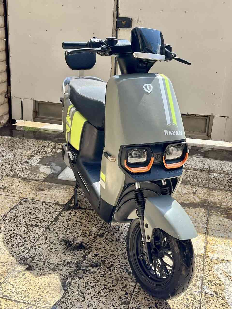 دراجه شحن للبيع ريان  6 بطاريات كبار  فول الدراجه استخدام شخصي مابيه اي نقص السعر 675  وبي مجال العنوان المشتل ***********
