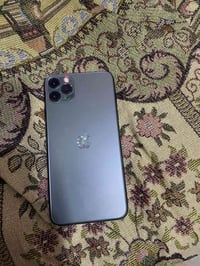 آيفون ١١برو ماكس مبدل شاشا وباتري ذاكرة ٢٥٦  دبل سيم سعر ٢٢٥ ألف ٠٧٥١٧...