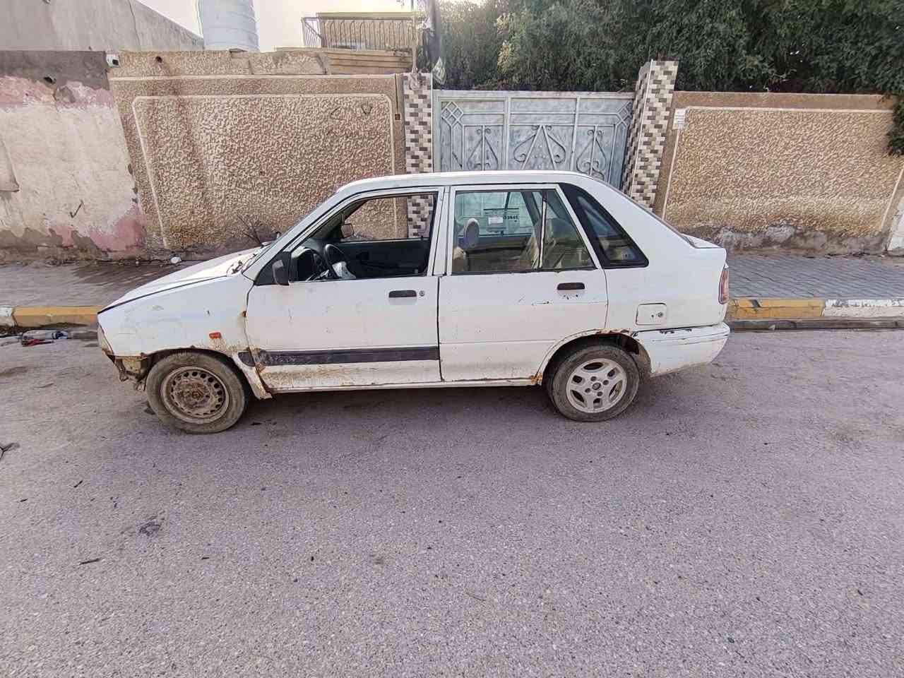 سايبه للبيع رقم مثنى مكينه وكير شرط والباقي شوف العين السعر 13 وبيها مجال قليل مكان السياره سماوه رميثه ***********
