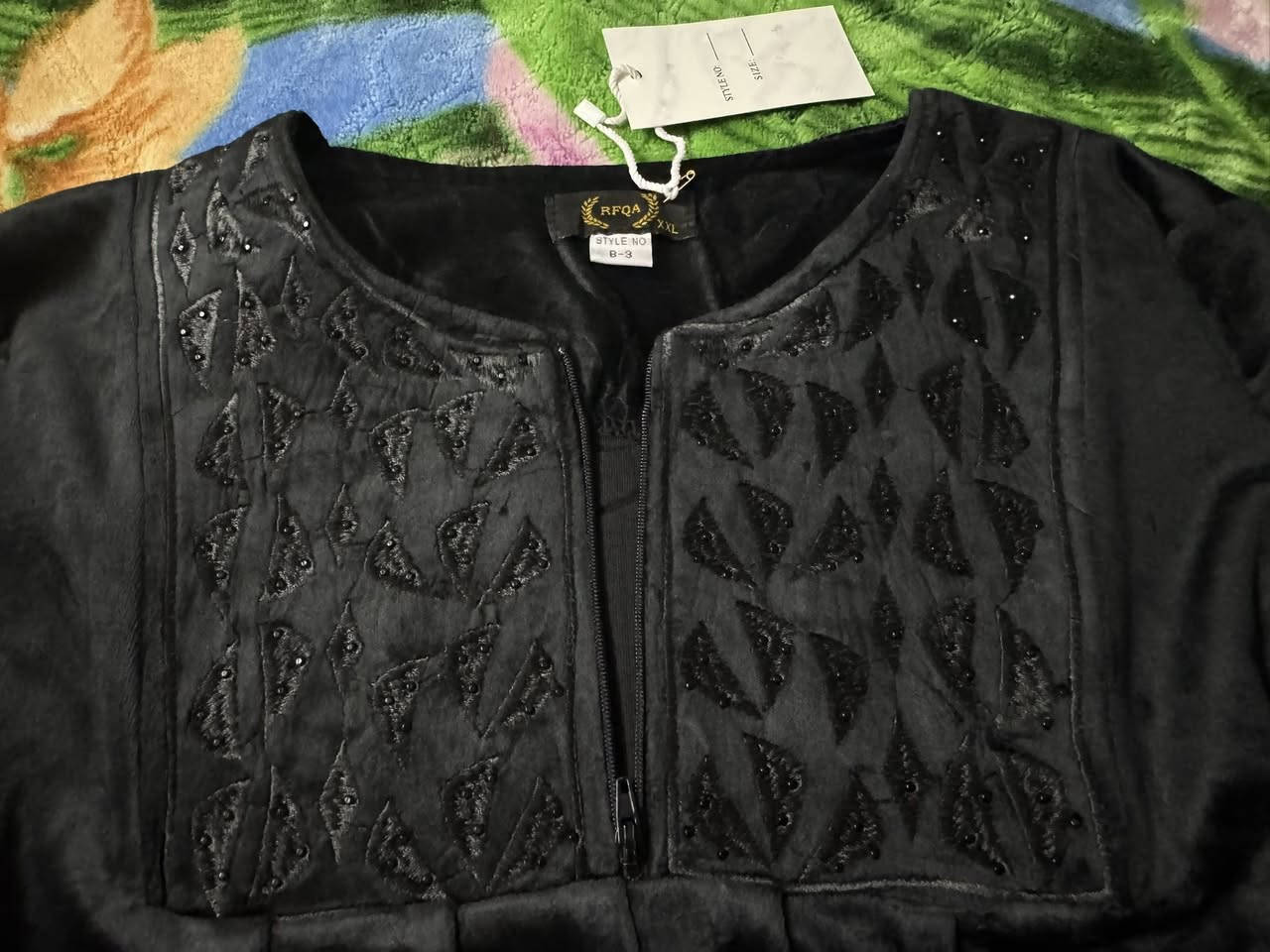 اخر قطعتين قياس لارج سواد فاحم
قديفه درجه اولى وعالفحص بسعر الجمله ابيعهن


**إذا كنت صاحب هذا الإعلان وتريد حذفه لأي سبب، رجاءا أرسل رسالة إلى الدعم الفني**