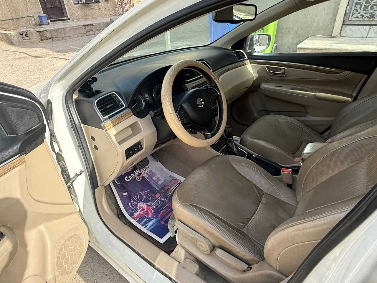 السلام عليكم 
سازوكي سياز  
موديل 2023
رقم بغداد با اسمي 
السياره عليها قسط استقطاع مباشر من الماستر
ابيع نقد 
السياره مابيها اي صح 
بيها بس طخات بسيطه موضحات بالصوره
السعر 102

***********
