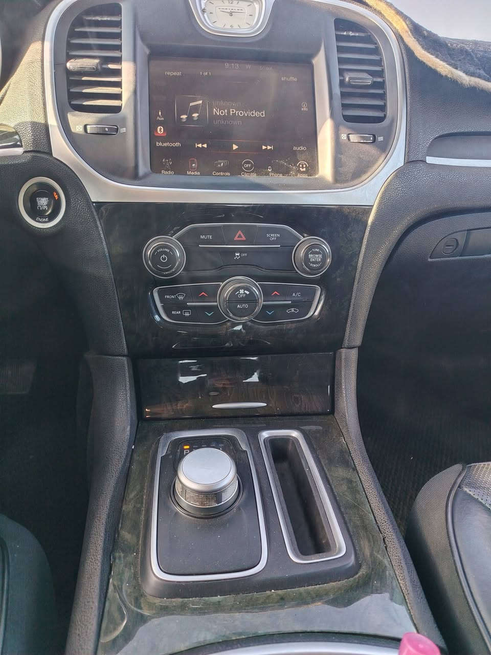 اوباما2018S300 فول مواصفات بلاتنيوم أعلى فئى بنوراما سقف كامل لون رمادي ادوات كصه جنطه باجات صدر حداديه كامله  دخول جديد السيارة فقط ماشيه 140  الف بالخارج محرك 3و 600 بيه أرقام وسنويه كامله لحد 2029  بيع مستعجل  السيارة كامله نقص مابيه برغي تبريد تدفى حساسات كامله مكاني صلاح الدين الأطراف
***********
السعر 79  $  قفل قفل
