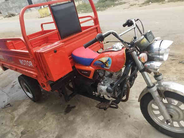 السلام عليكم  ستوته جمره لبيع
مديل ٢٠١٨
الستوته حلوه مكينه خرسه سحب فول نعومه 
البدي مصبوغ ومرتب   تجي وتشوفه شوف العين
تايرات تخم جديد كهربايات كامله  
السعر مليون ونص  
١٥٠٠
قضاء المدينه الخاص 
رقم الهاتف ***********
