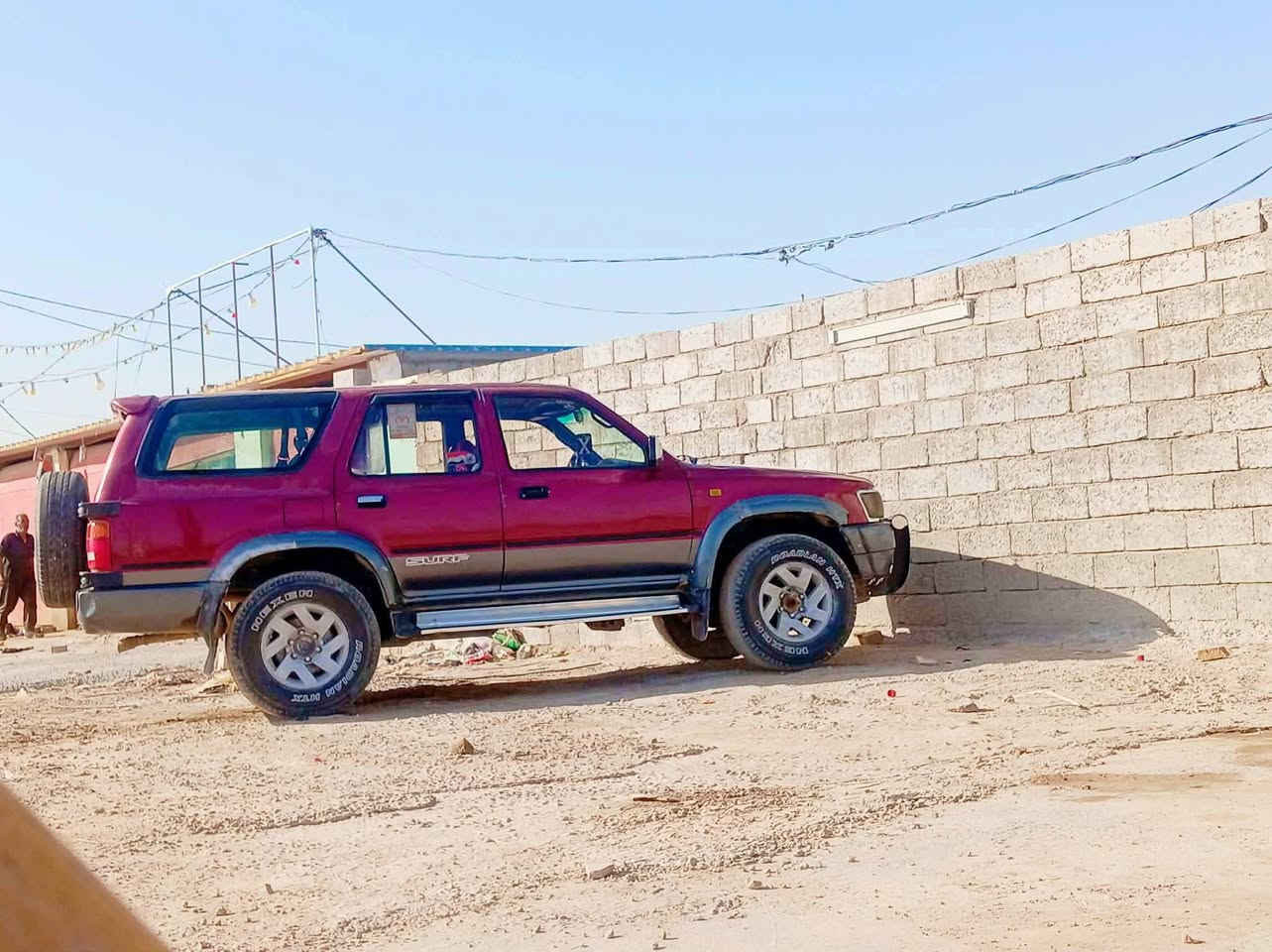سلام عليكم تيوتا سورف للبيع موديل 91 محرك 2500 رقم الانبار انگليزي بسمي المكان النجف السعر 45وبيه مجال اللاستفسار اتصال ***********
