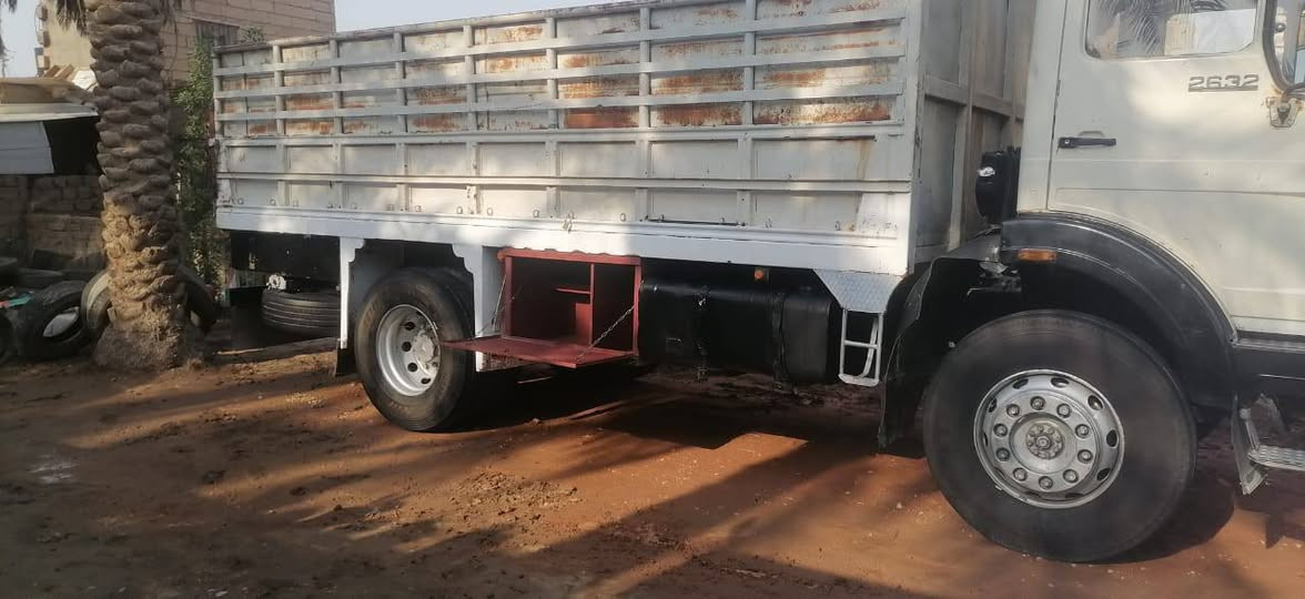 البيه للبيع موديل 82 رقم انكليزي بابل سعر ع خاص رقم مبايل***********
