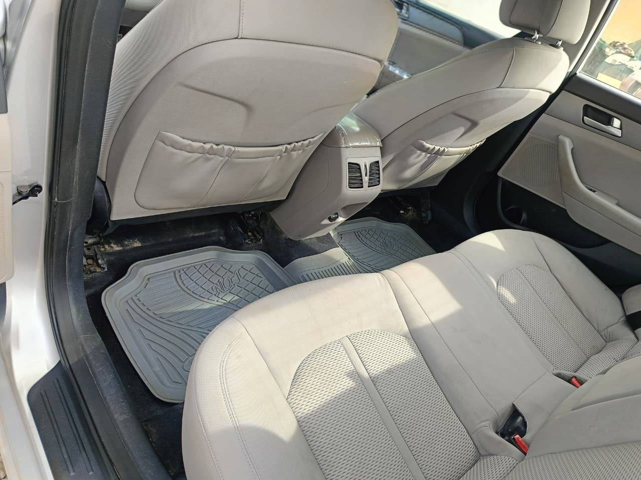 من رخصه الادمن
سوناتا موديل 17 خليجي بآسمي سنويه وهزه جديد مكينه 2400 دوش مواصفات بنراما لد امامي خلفي مري شفط اشاير بلمري شاشه اعطال دبل اكزوز مكينه شرط ما مفتوحه حداديه اماميه خلفيه  كير تخم تاير جديد كهربائيات تدفئه تبريد كله شرط شغال
بيها صبغ جاملغات اماميه وبنيد  أثر الصبغ ملصقات اعلانيه من الخليج وجاملغات خلفيه ثنين بشرط بدون دواخل 
مكاني: بابل
السعر :128
الرقم :
***********
 ***********
