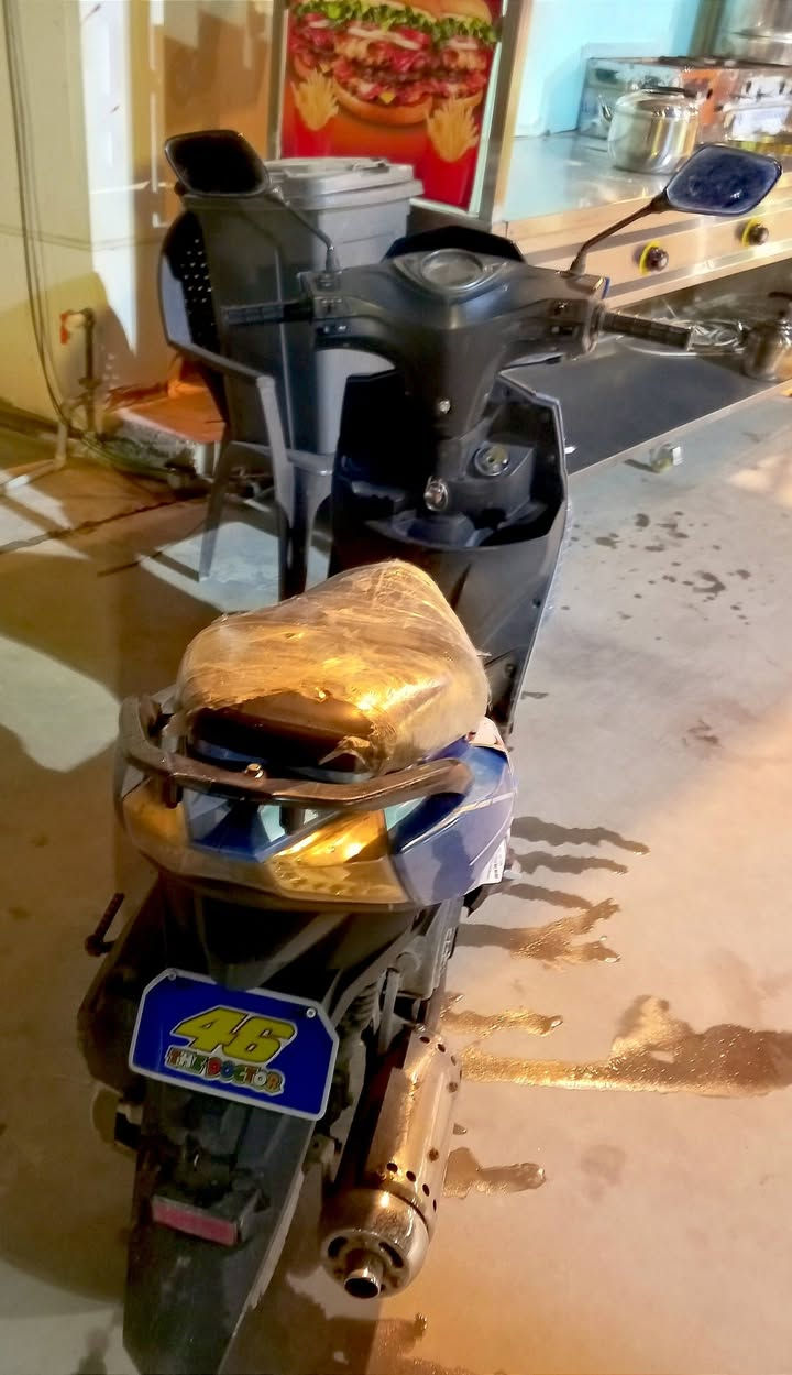 ماكس
سعر٣٢٠
***********
