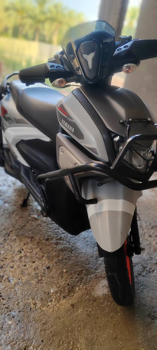 السلام عليكم.
Yamaha ZR
دراجه زت آر موديل 2023. مكفوله وجديده
الدراجه أوراق اصولي تترقم مثنى
دراجه كفاله عامه.
 الاستفسار ***********
