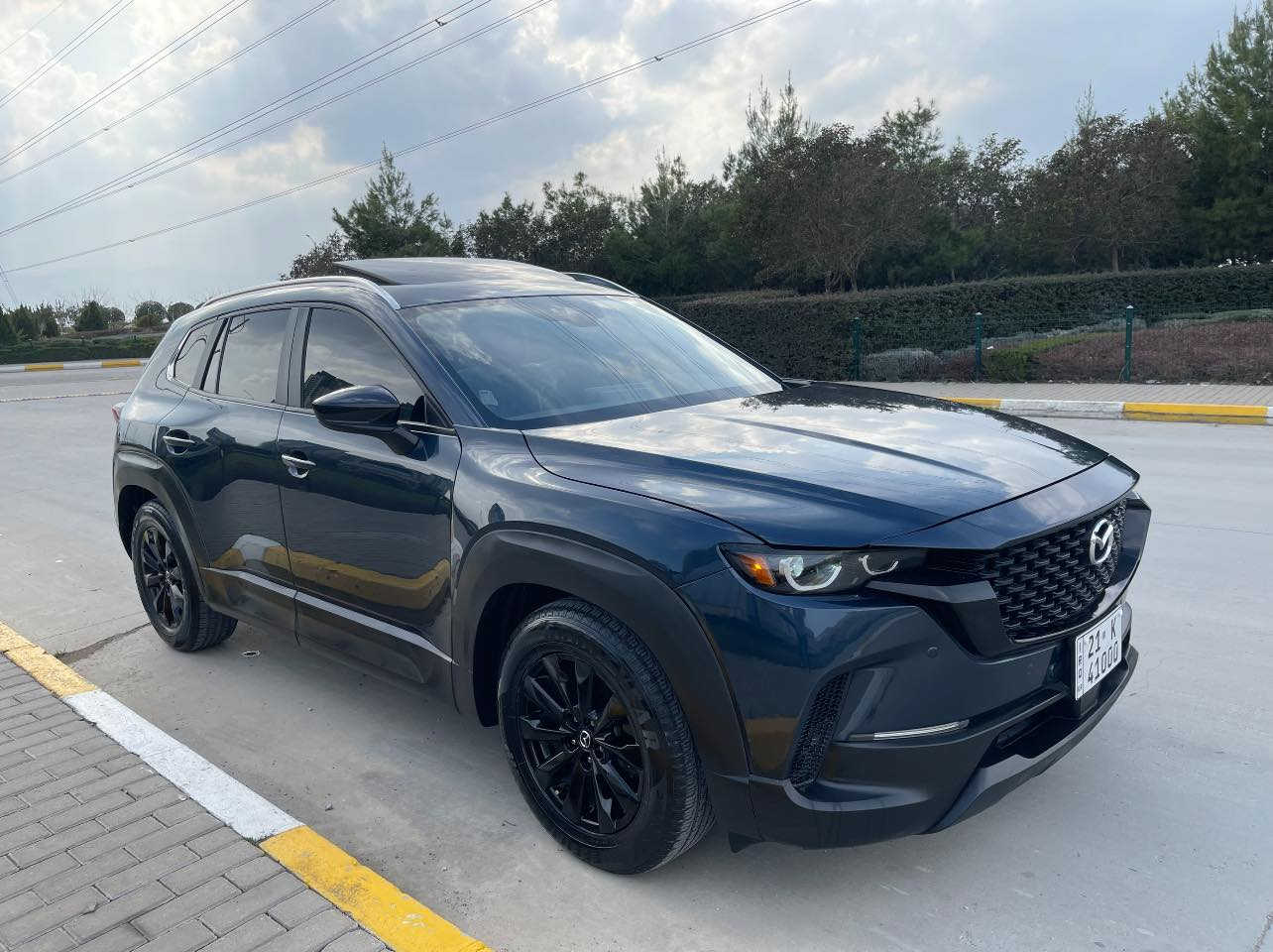 مازدا cx50
مۆدێل2023 
مواسەفات پریفێرد
مەکینە2.5بێ تۆربۆ 
دەبڵ ئەکسل 
کوشن هیتەر
کوشن کارەبا
ئەپڵ کارپلەی
سندوق جەک 
ڕاداری 360
چەمەلەقی پێشەوە لای سایەق  بۆیاخە لەگەڵ ٢ دەرگای لای سایەق کلێری ئەمریکایە 
ڕەسمی حادیسەکەیم داناوە 
***********
