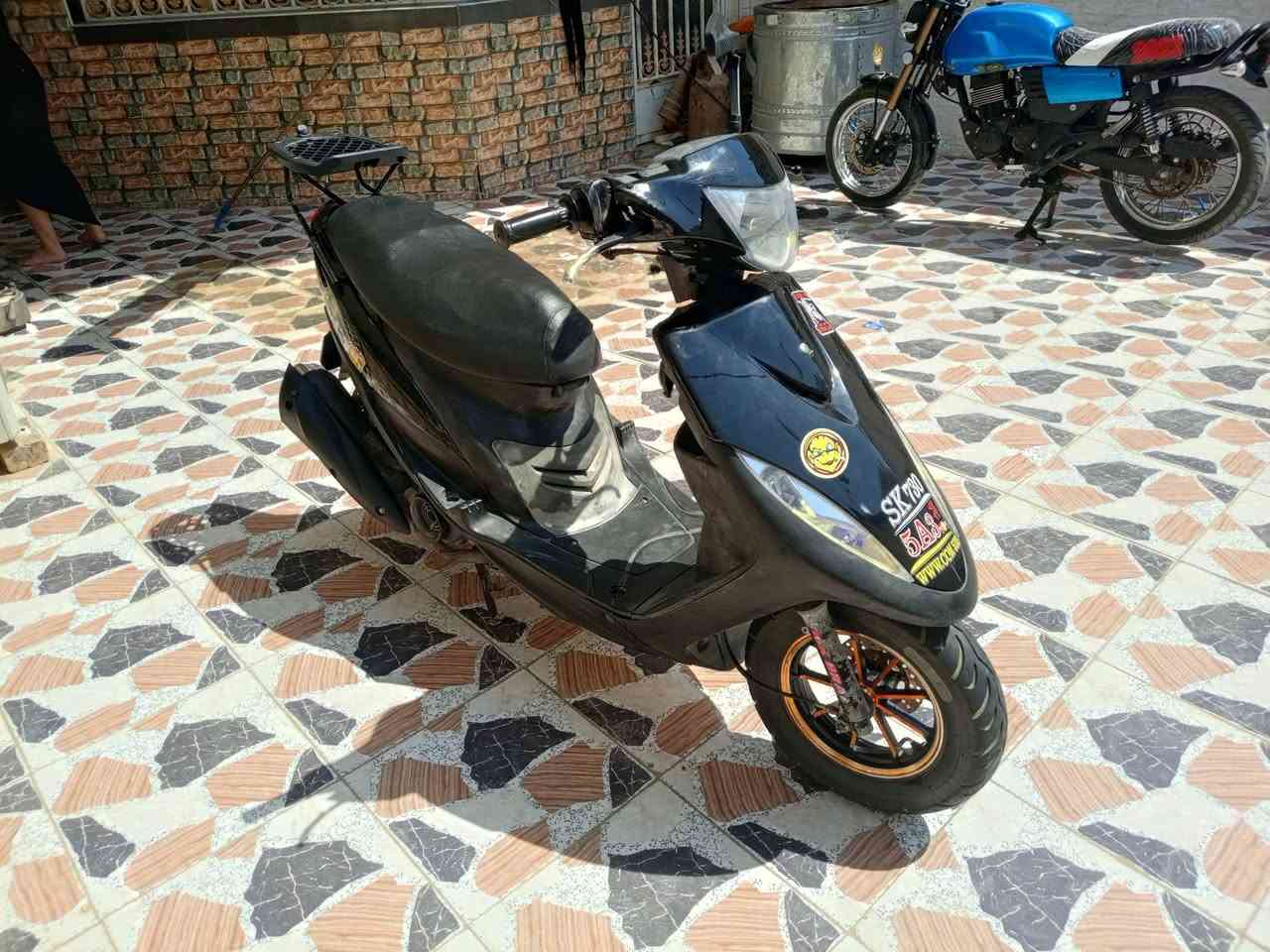 السلام عليكم ورحمه الله وبركاته دراجه ماكس للبيع او مراوس  حلو وجاهزه كهربائيات سلف كله جاهز مكينه ناعمه بوشه 49 دراجه جاهزه السعر 450وبيه مجال مكاني بابل القاسم (الطليعه) متواجد عل الفيس


**إذا كنت صاحب هذا الإعلان وتريد حذفه لأي سبب، رجاءا أرسل رسالة إلى الدعم الفني**