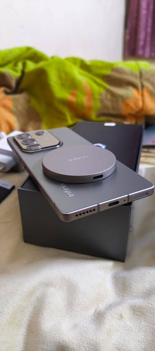 السلام عليكم
تلفون انفنكس نوت 50برو 
استخدام شهر ونص فقط 
جهاز جديد وزلغ مابي يشهد الله ورسوله
سبب البيع ابو الآجار وكفلي بالباب 
ألف الحمد لله والشكر على كل حال 
سعرة 250الف


**إذا كنت صاحب هذا الإعلان وتريد حذفه لأي سبب، رجاءا أرسل رسالة إلى الدعم الفني**