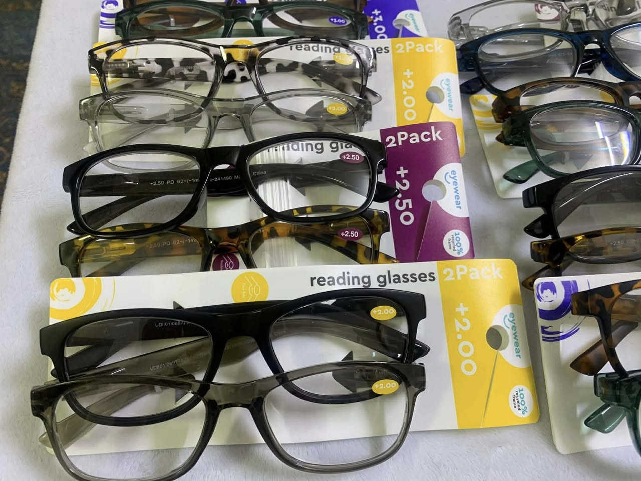 نظارات طبية هولندية السيت قطعتين ب ١٥ الف
متوفر قياسات  ٢ و ٢.٥ و ٣.٥


**إذا كنت صاحب هذا الإعلان وتريد حذفه لأي سبب، رجاءا أرسل رسالة إلى الدعم الفني**