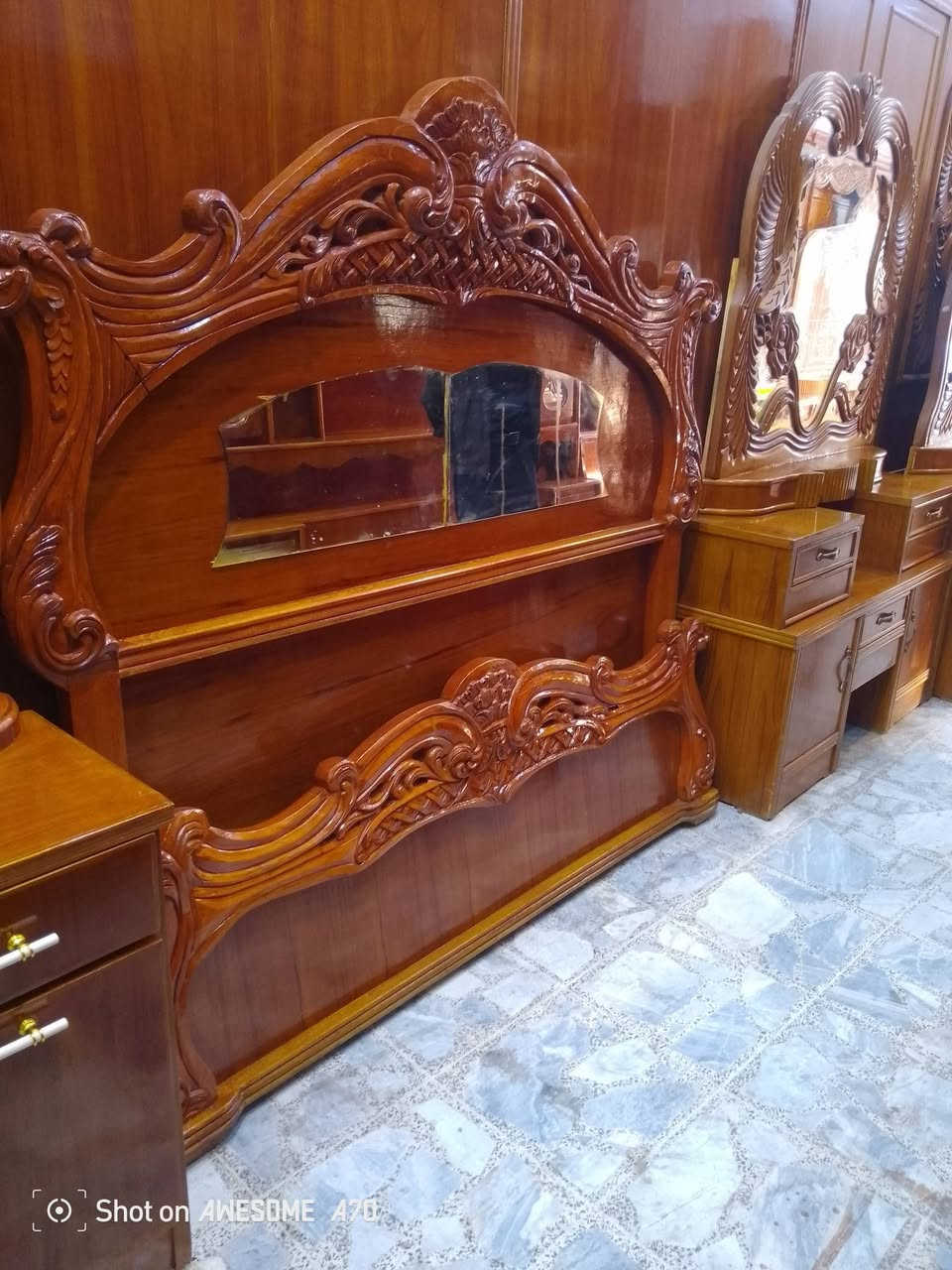 غرفه مستخدمه اخت الجديد تكمه ثكيل سعره مليون و950والشد والتوصل مجاني لجميع المحافظات العراق 
الحجز والاستفار رسلني خاص او على الوتساب وبيك خير وتتدلل 
#***********
***********
