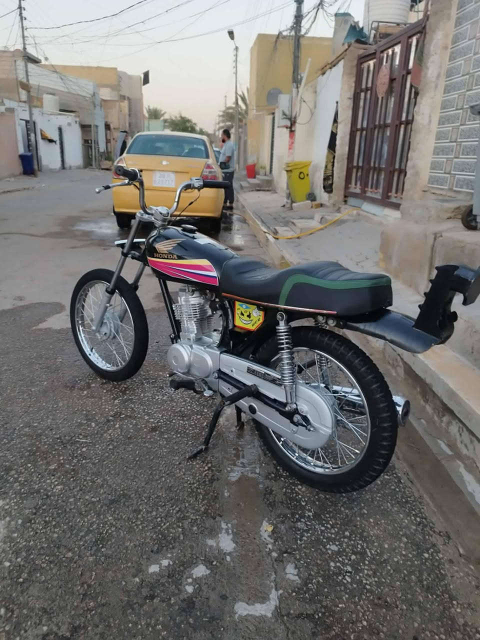 سلام عليكم دراجه للبيع كلكك الشراي يتصل 
***********
