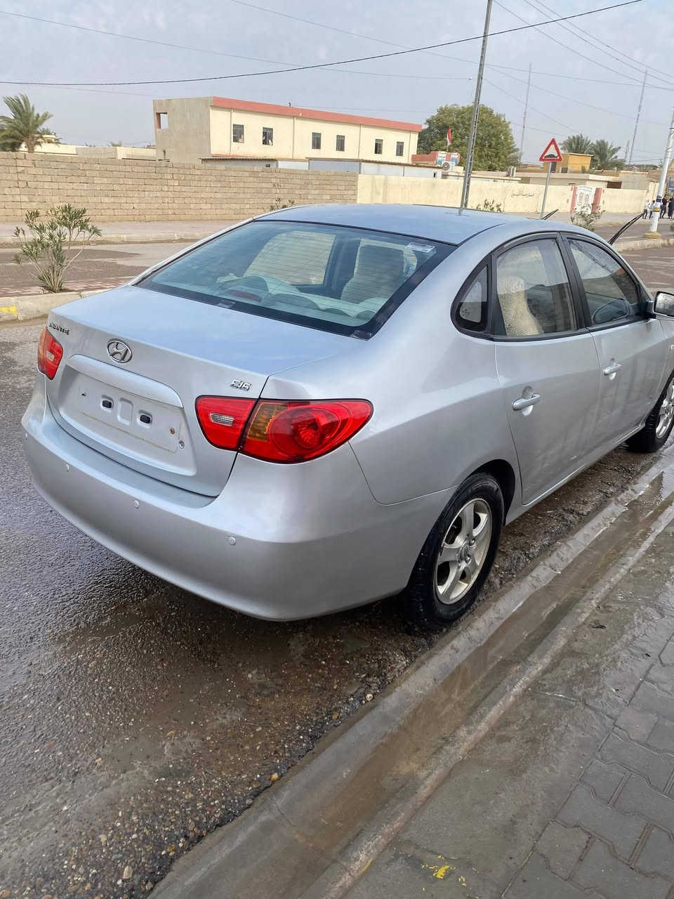 افانتي كص جديد شغل النجف
ما بيه نقص جاهزه 
السعر 38 
لاستفسار الاتصال 
***********
***********
