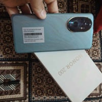 هونر ٢٠٠ • ١٢ رام • ٢٥٦ ذاكرة