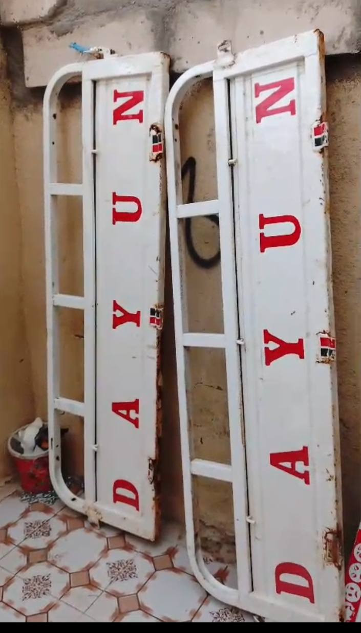 السلام عليكم غراض ستوته للبيع مكان ناصريه سديناويه اتصل على رقم الجوال ***********
