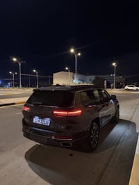 جراند شروكي اوفرلاند • ٢٠٢٢ • ٧ مقاعد